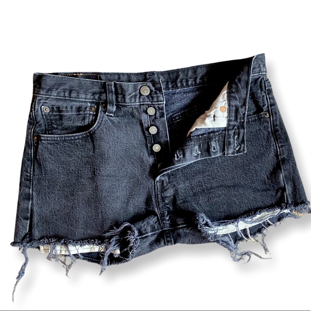 Vintage Levi’s 501 Cutoff Shorts {31} highwaisted